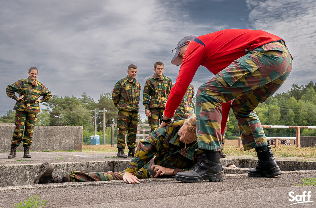 Kandidaten van de Voorbereidende Divisie op de Koninklijke Militaire School in Aarlen.